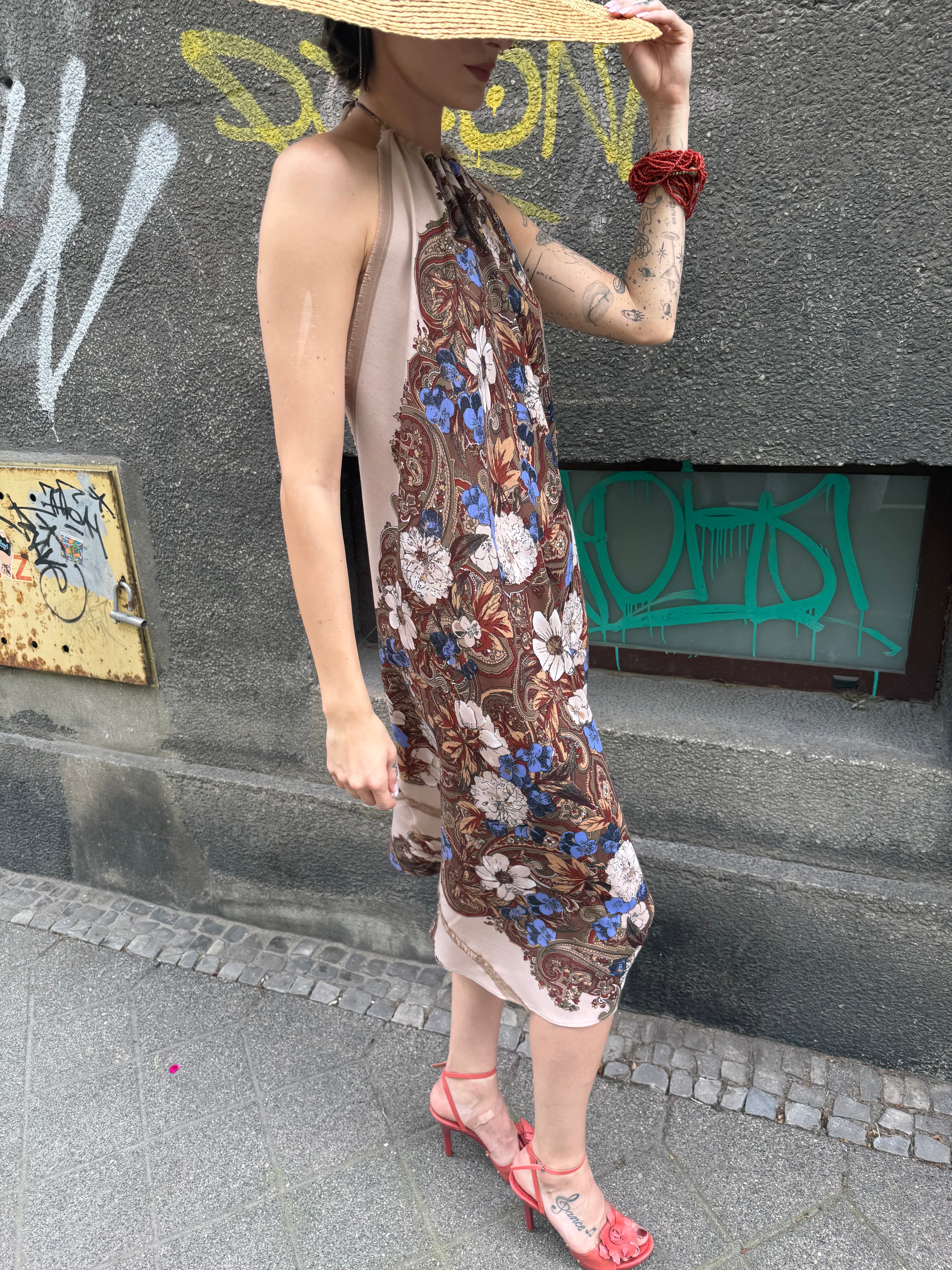 Sukienka z chusty upcycling