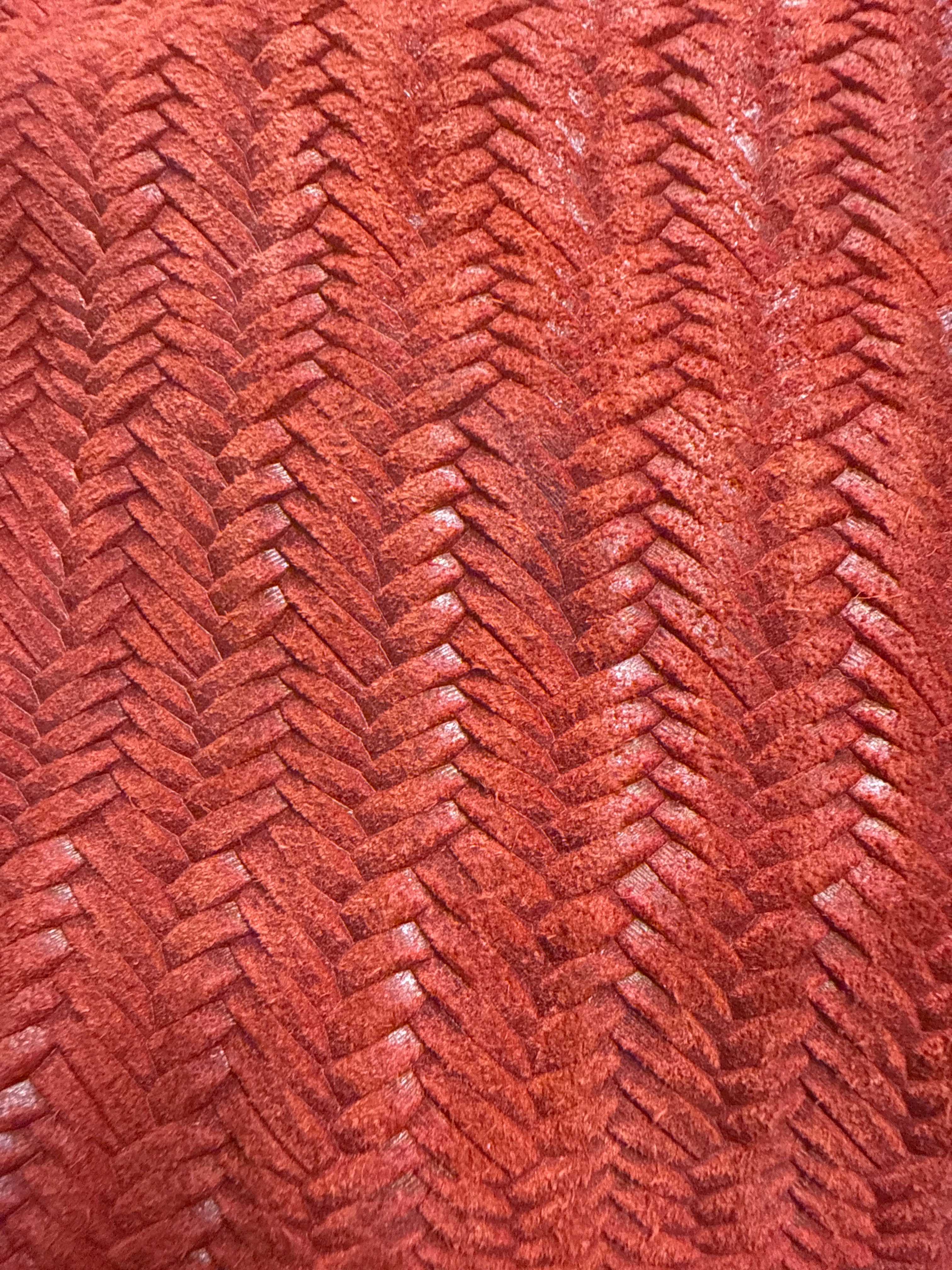 Torebka z plecionej skóry