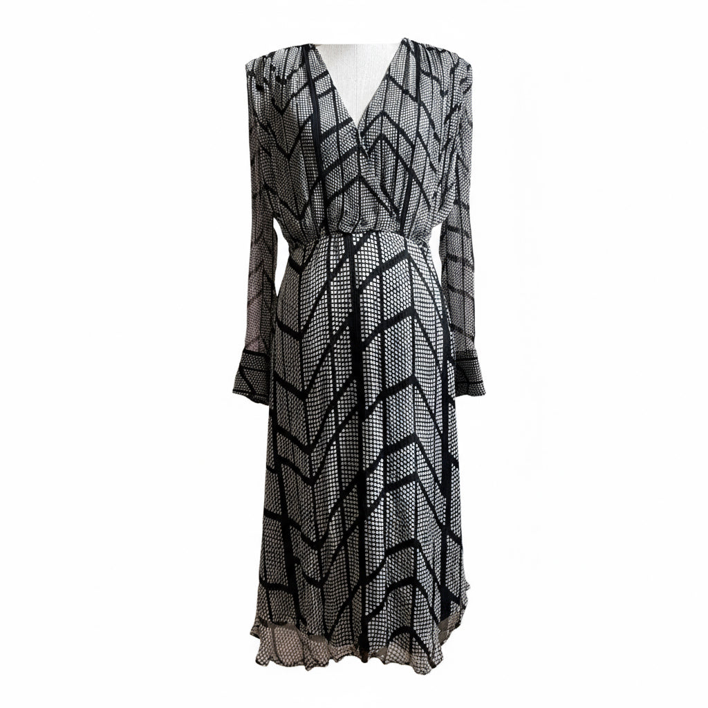 Sukienka midi Massimo Dutti w geometryczny wzór