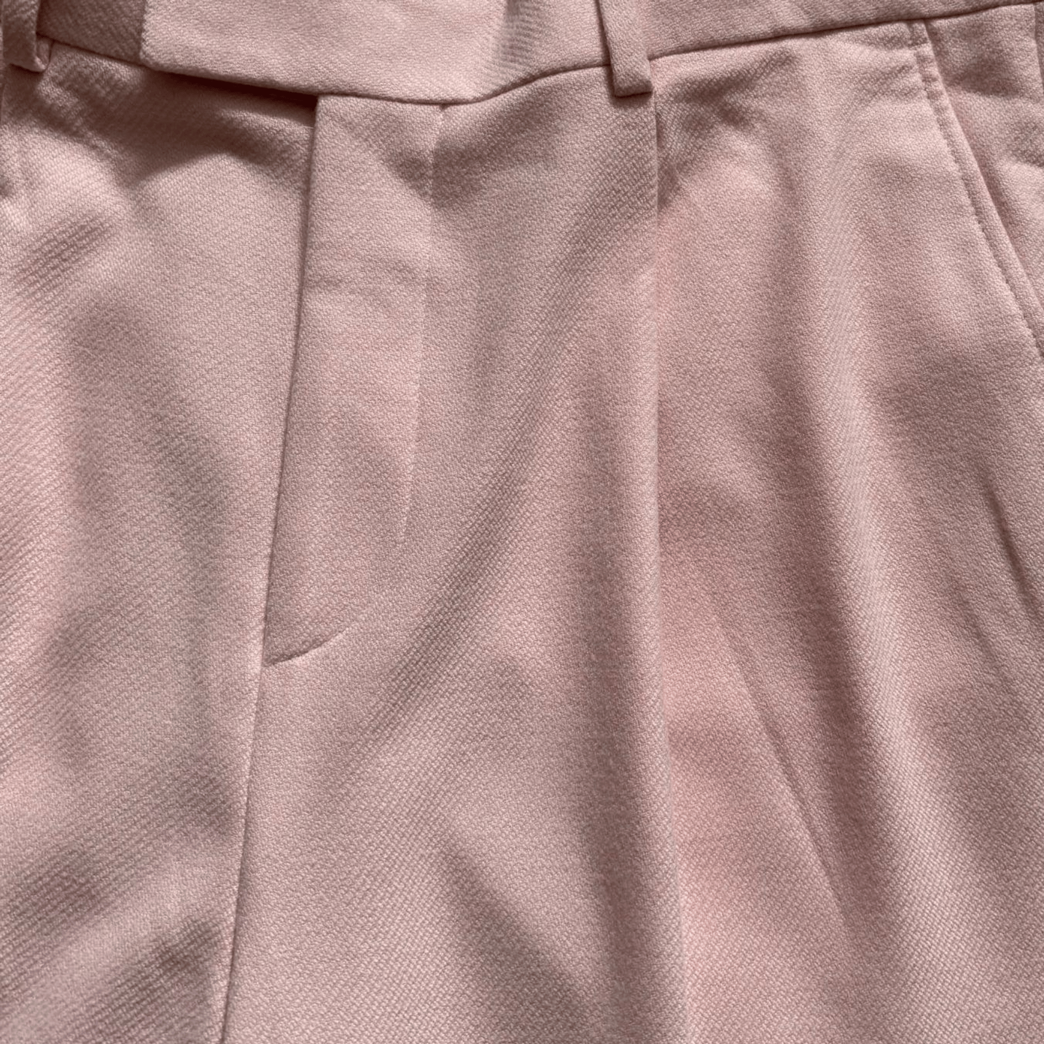 Asos women's elegant high-waisted trousers in powder pink – a classic style