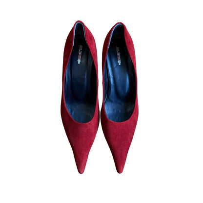 Czerwone zamszowe buty 38