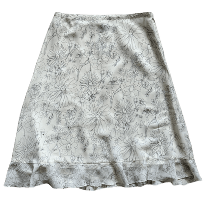 Floral silk skirt with ruffles – a romantic summer midi skirt