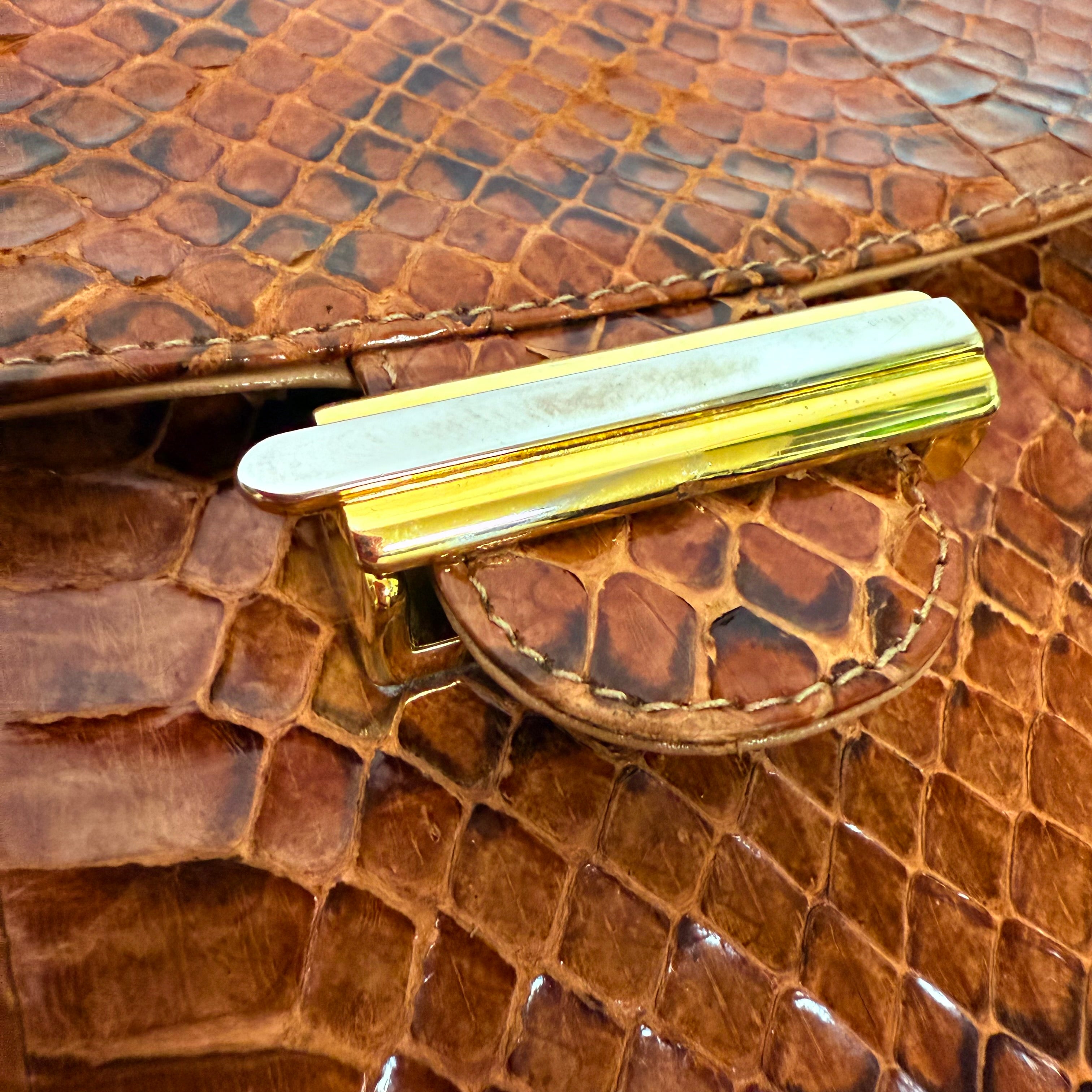 Torebka listonoszka ze skóry