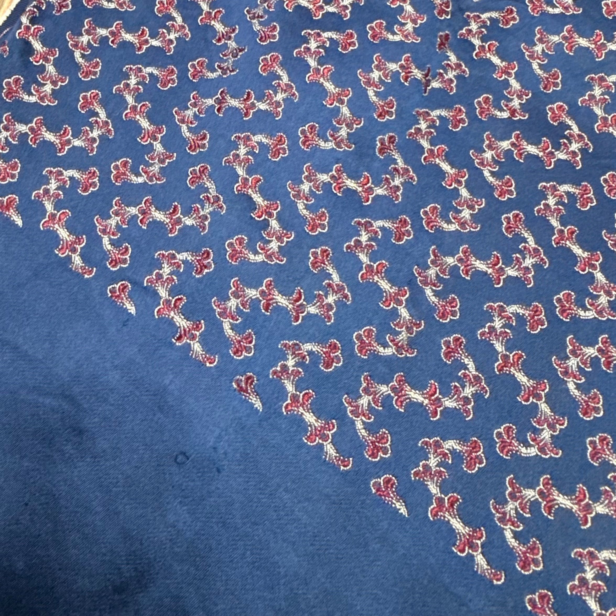 Jedwabny żakardowy szal