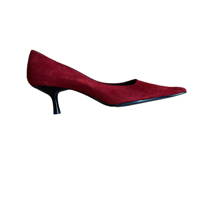 Czerwone zamszowe buty 38