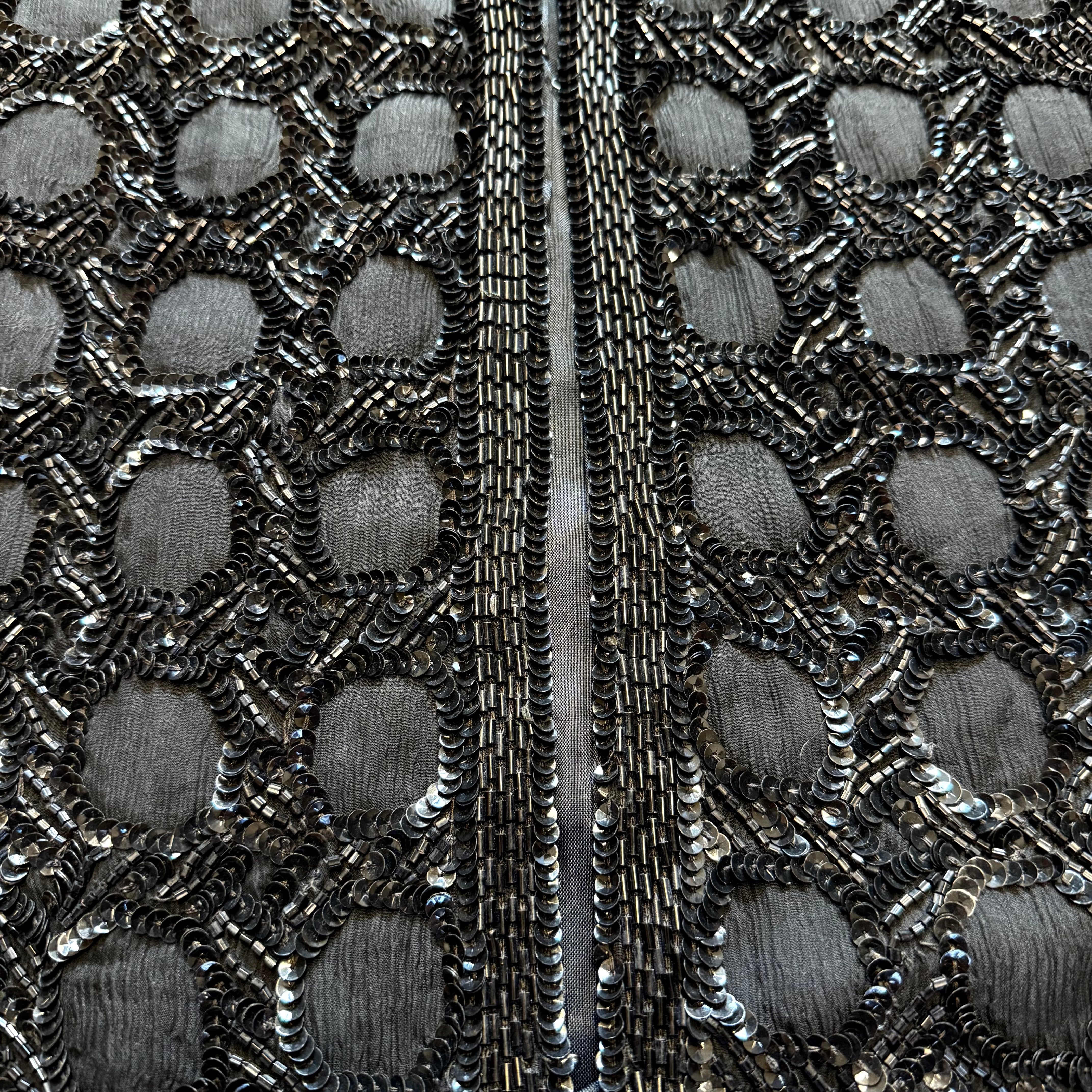 Czarna jedwabna marynarka z cekinami