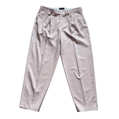 Asos women's elegant high-waisted trousers in powder pink – a classic style