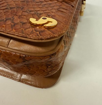 Torebka listonoszka ze skóry