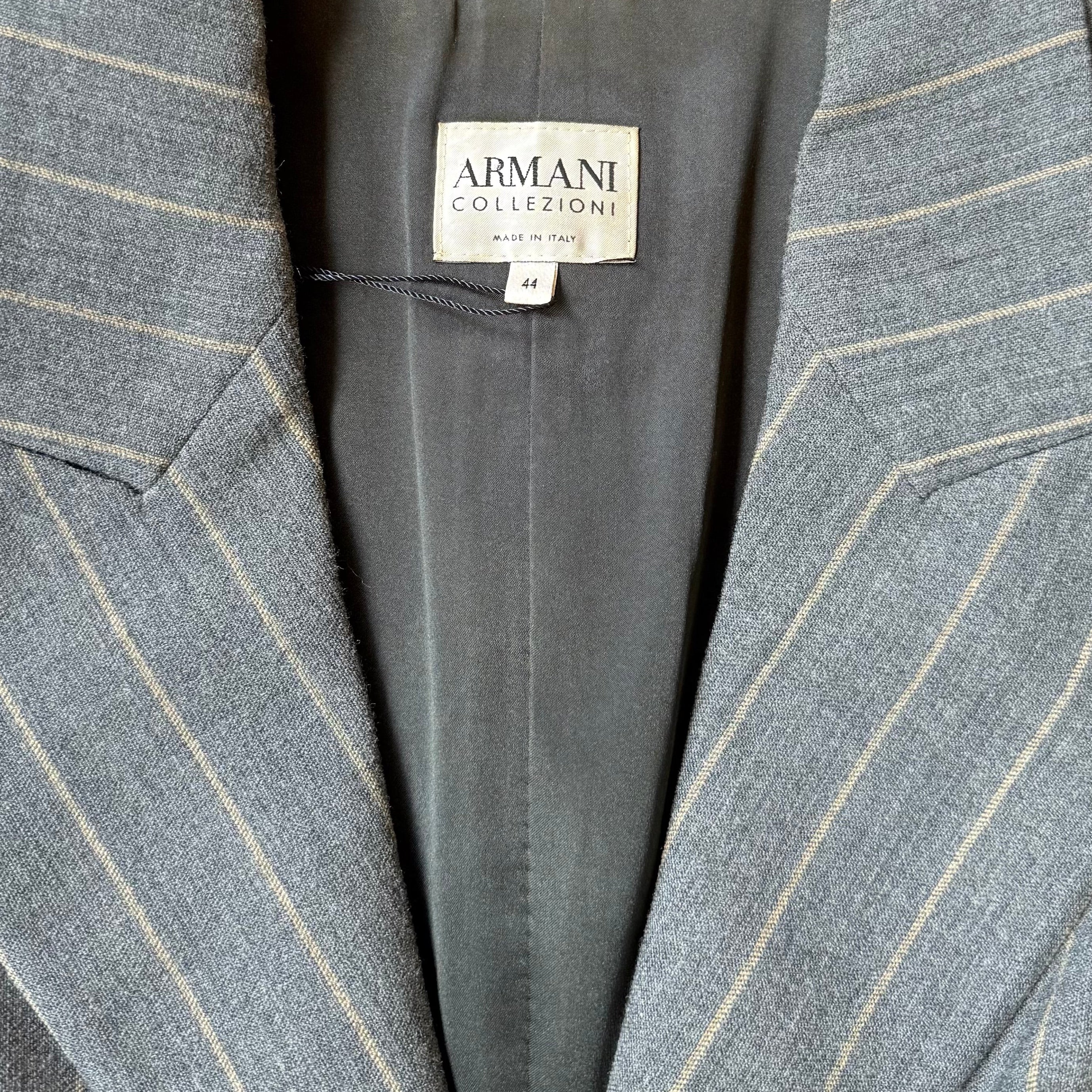 Żakiet Armani z drapowaniem