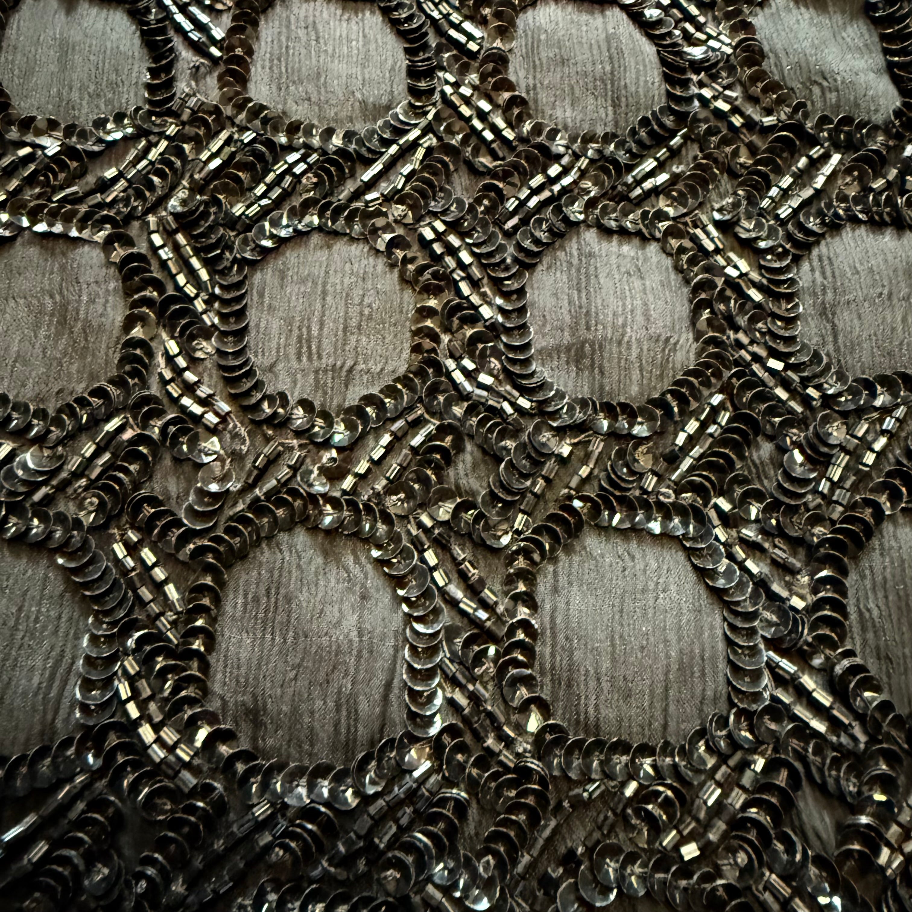 Czarna jedwabna marynarka z cekinami