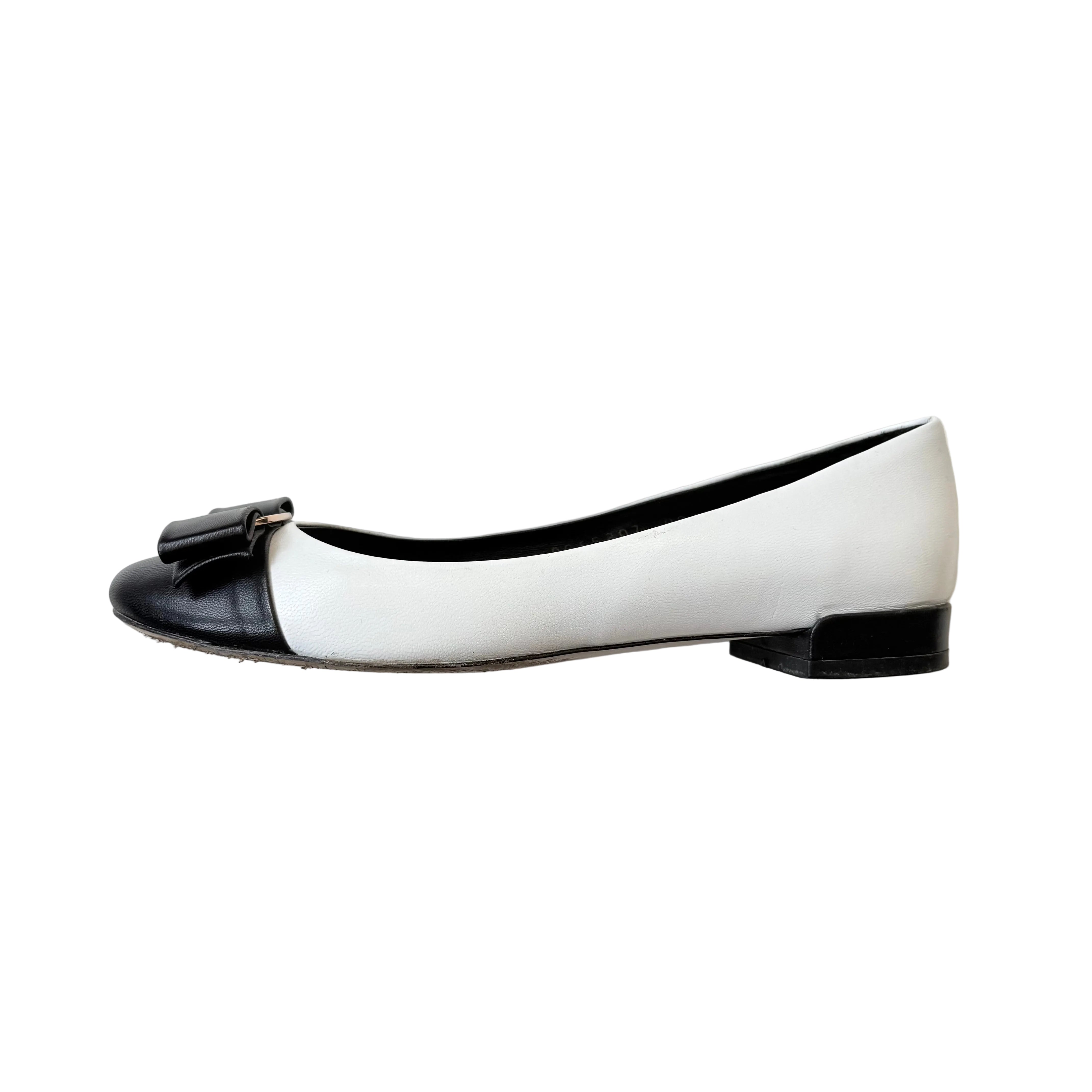 Balerinki skórzane Ferragamo 38,5