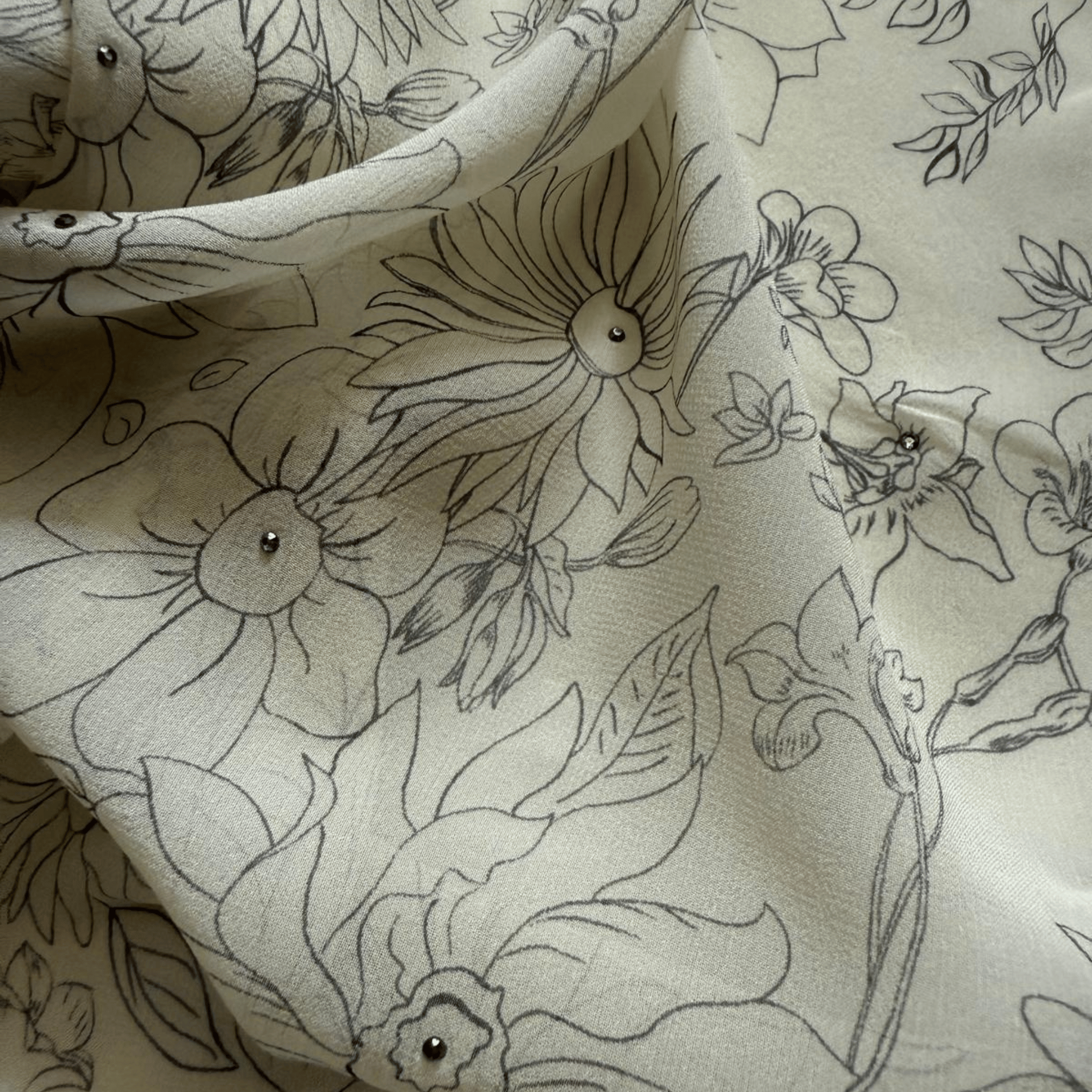 Floral silk skirt with ruffles – a romantic summer midi skirt