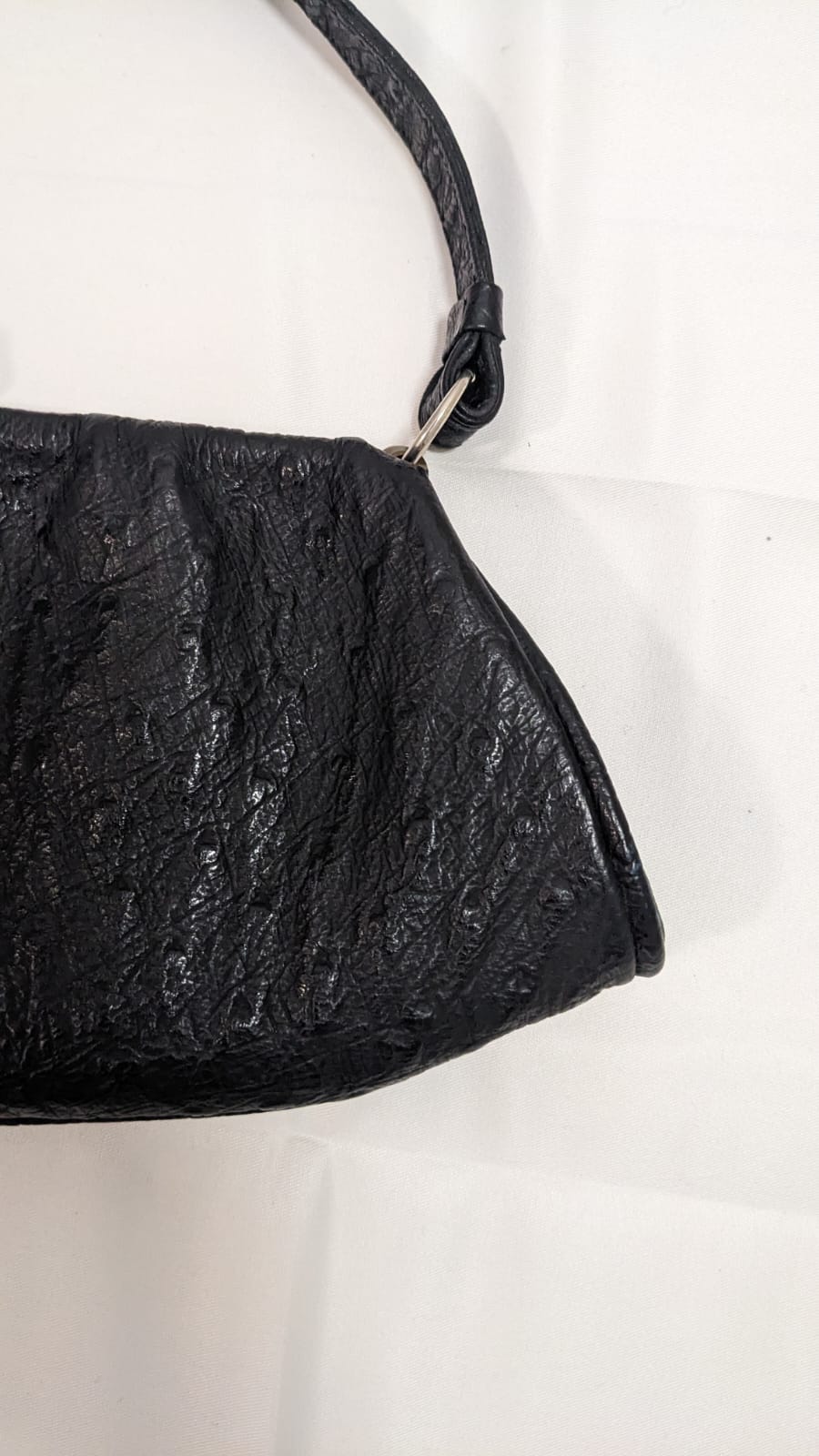 Czarna vintage torebka z uchwytem i metalowym zapięciem - RESTYLER