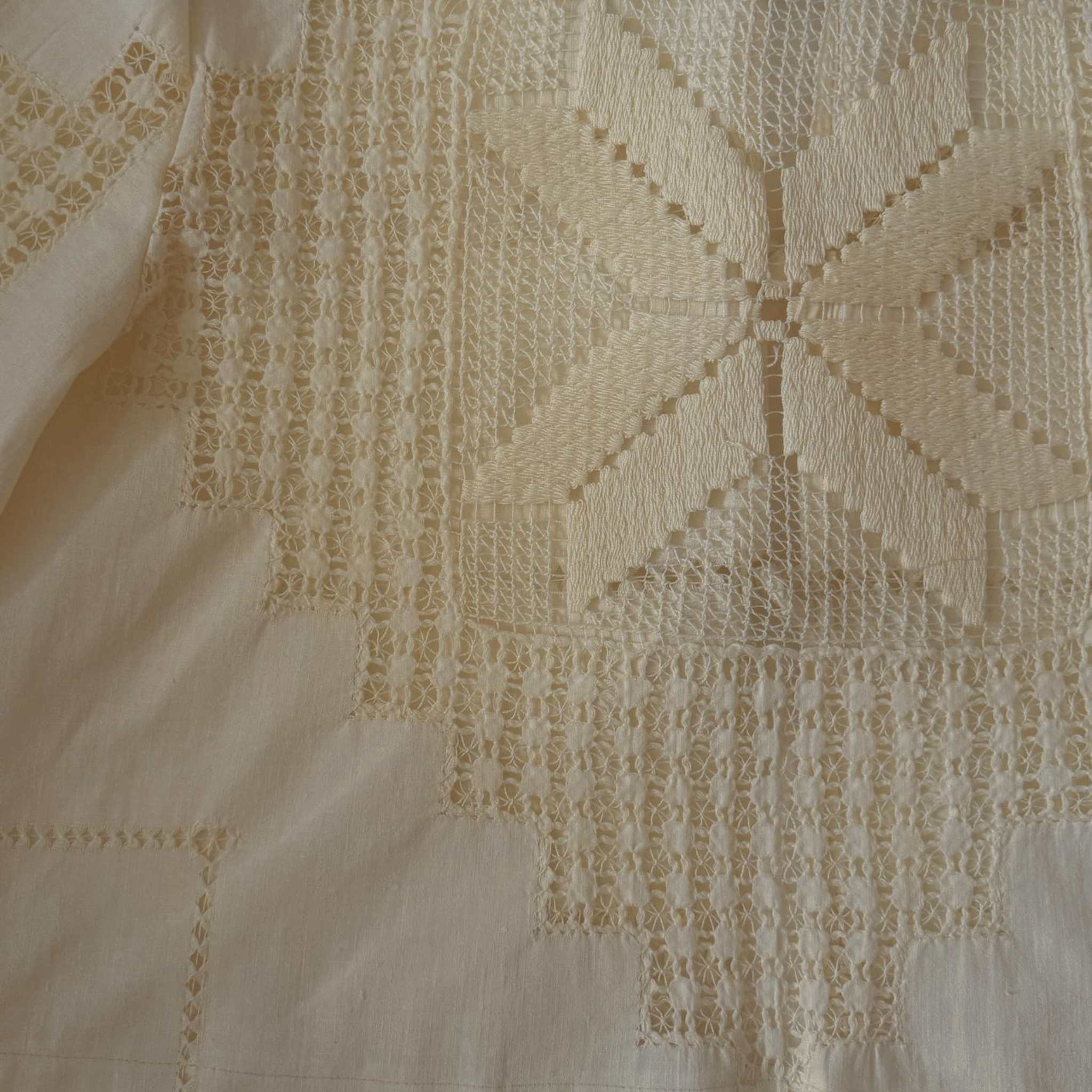 Upcycled cotton tablecloth short blouse with lace and tie detail – pastel yellow – RESTYLER
