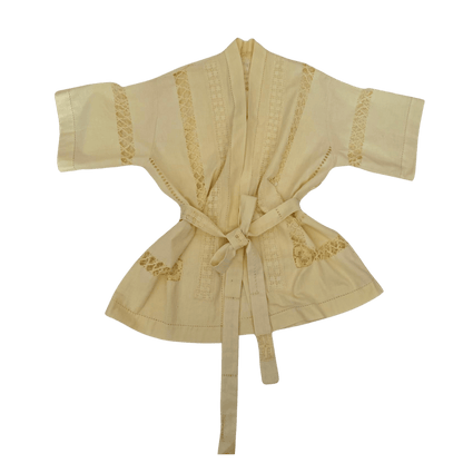 Upcycled women's kimono made of cotton tablecloth with lace and belt - pastel yellow - RESTYLER