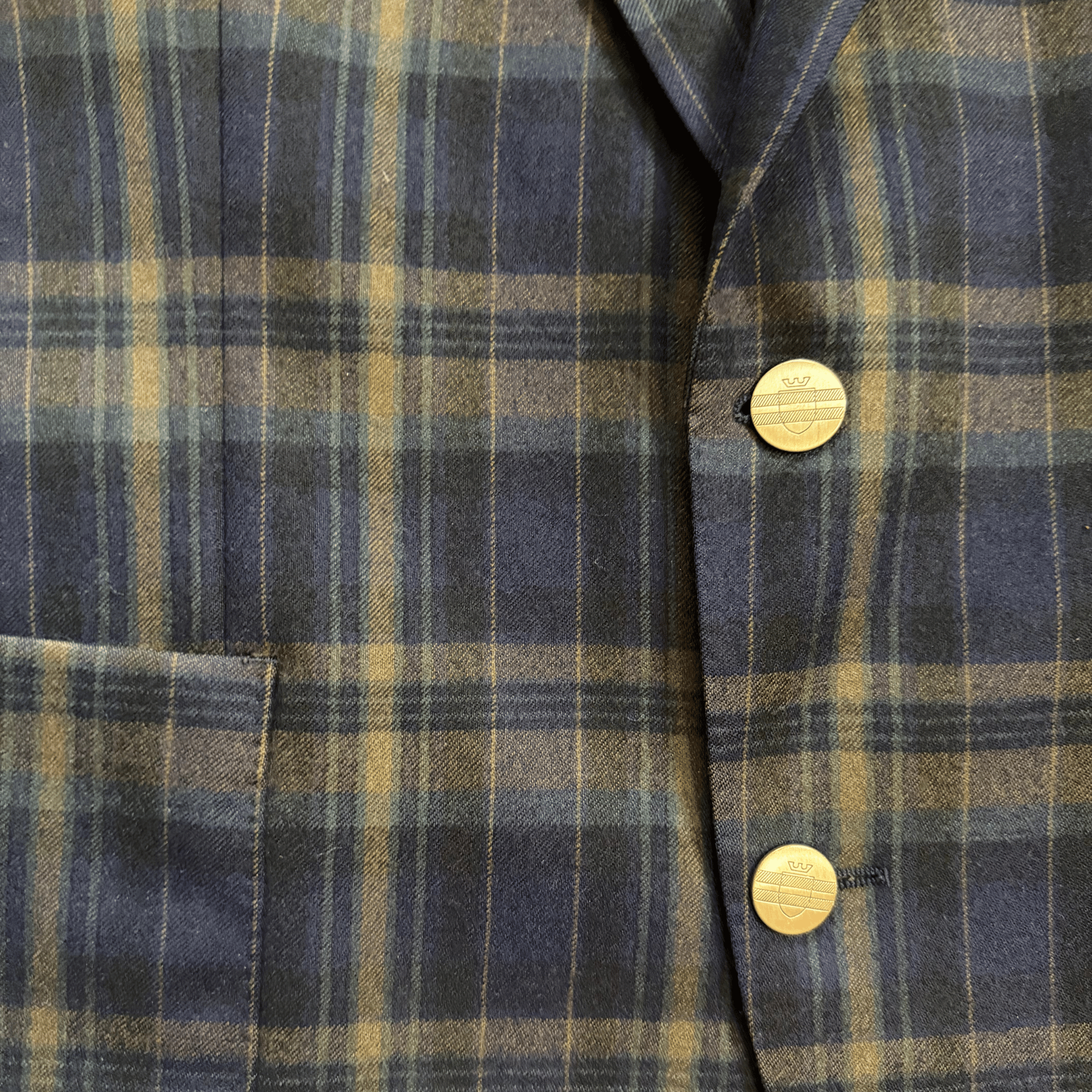 Vintage tartan jacket with gold buttons – old money tailoring with a raw twist